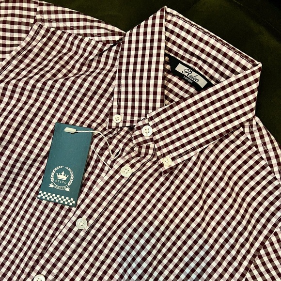 Relco Burgundy Gingham Button Down 🇬🇧
(𝐧𝐞𝐰 𝐰𝐢𝐭𝐡 𝐭𝐚𝐠𝐬 🏷️) - Picture 2 of 6